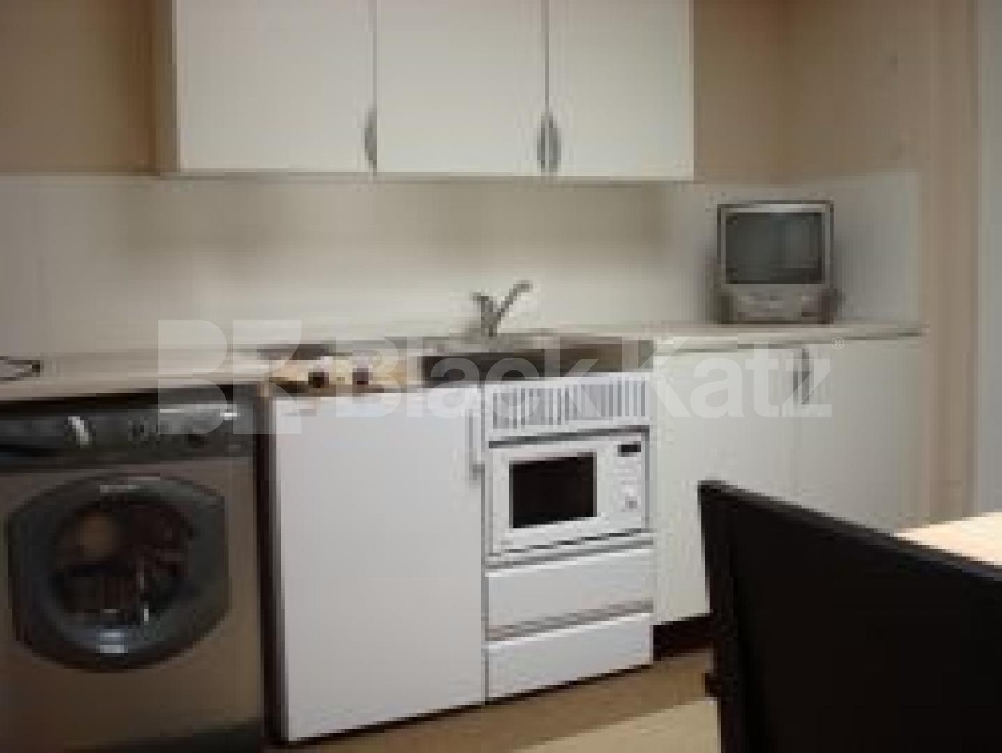 			new instruction, 2 Bedroom, 1 bath, 1 reception Flat			 Adelaide Road, BELSIZE PARK NW3